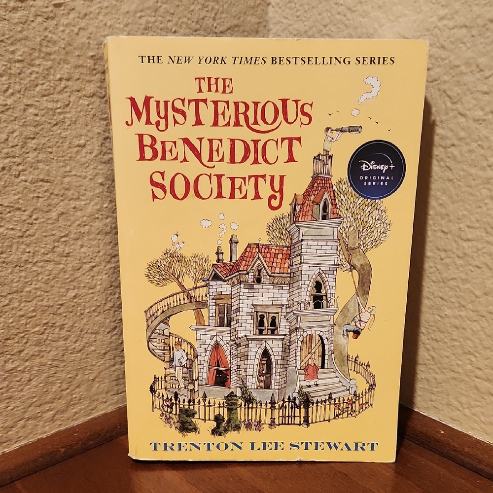 The Mysterious Benedict Society Book
